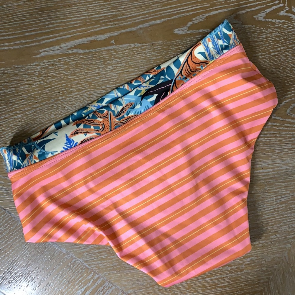 PATAGONIA Shell Seeker Swim Bottoms in Petra Pink - Picture 10 of 11